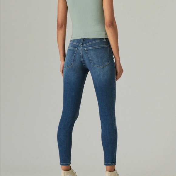 Lucky Brand Indigo Skinny Jeans - Picture 3 of 9